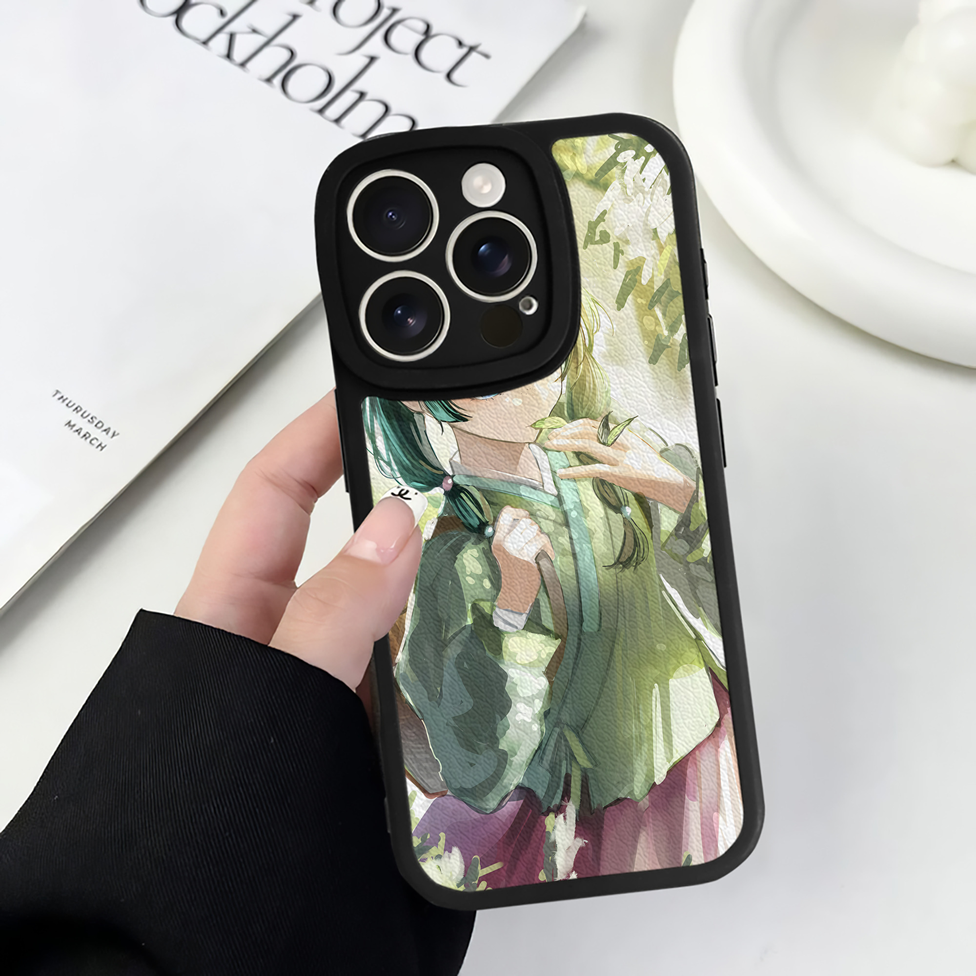 （画像用） 薬屋のひとりごと The Apothecary Diaries 【iPhone 16シリーズ対応】シリコンスマホケース（レザー調） 材質：シリコン